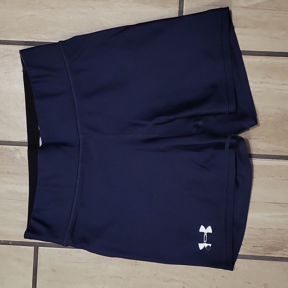 SALE--Underarmour compression shorts